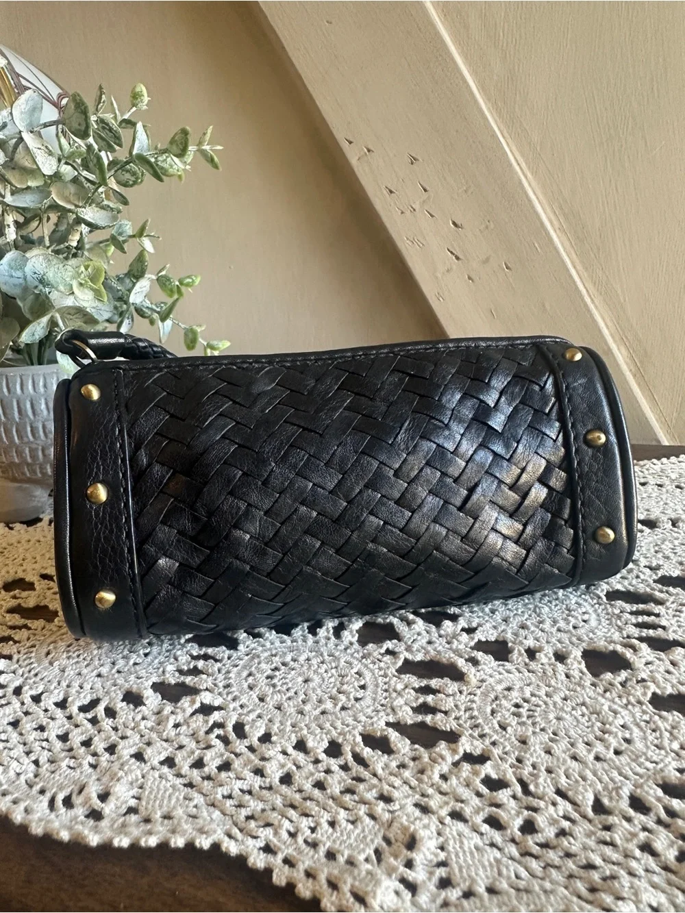 Vintage Cole Haan Woven Leather Barrel Wristlet / Mini Bag – Black - Picture 5 of 9